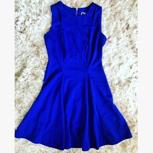 Julian Taylor New York Dress NWOT